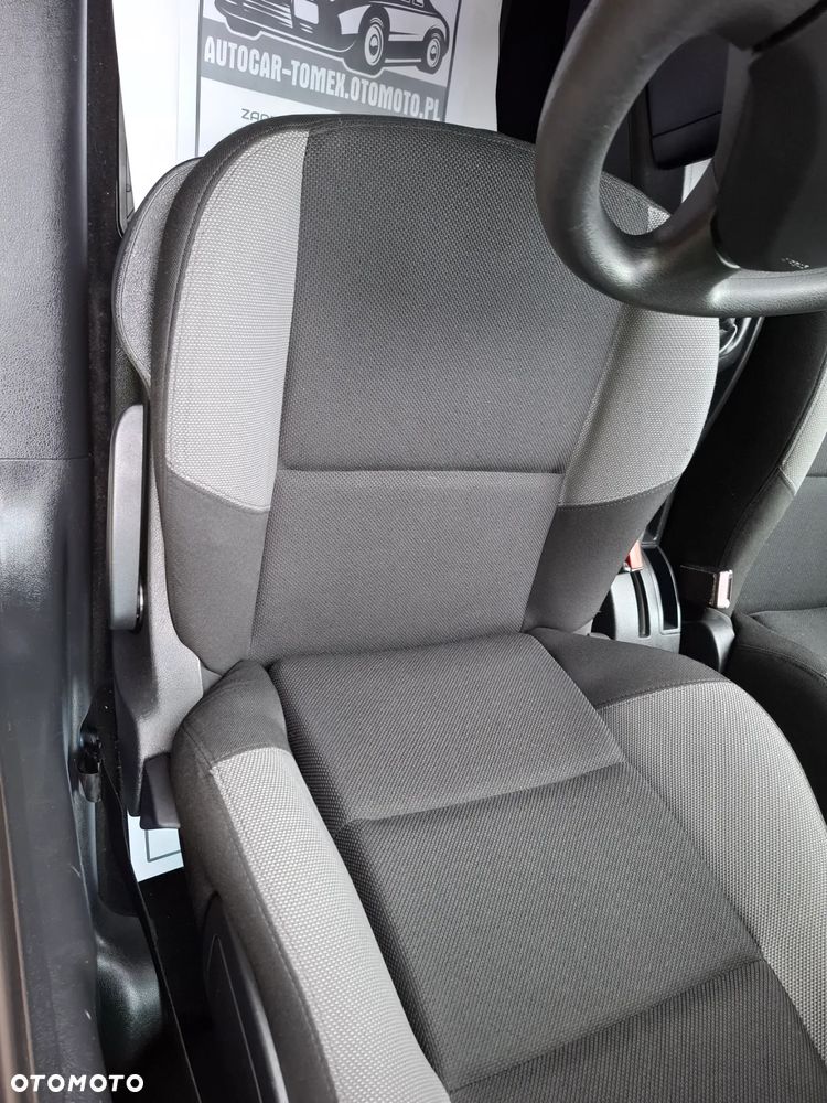 Peugeot 207 95 VTi Urban Move - 26