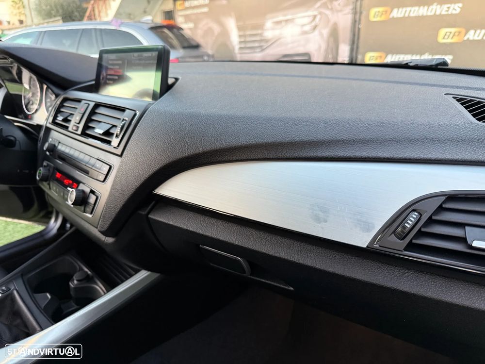 BMW 116 d EDynamics Line Sport - 34