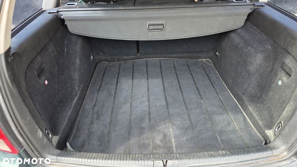 Volkswagen Golf 1.9 TDI Comfortline - 7