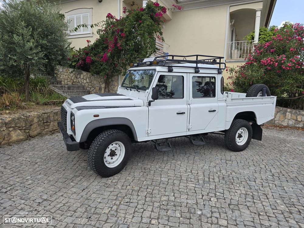 Land Rover Defender 130 CC 2.2 CRD E - 4