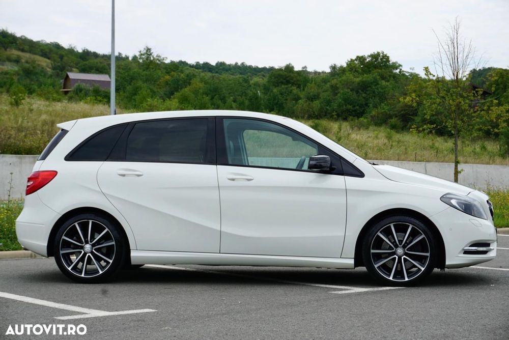 Mercedes-Benz B - 4