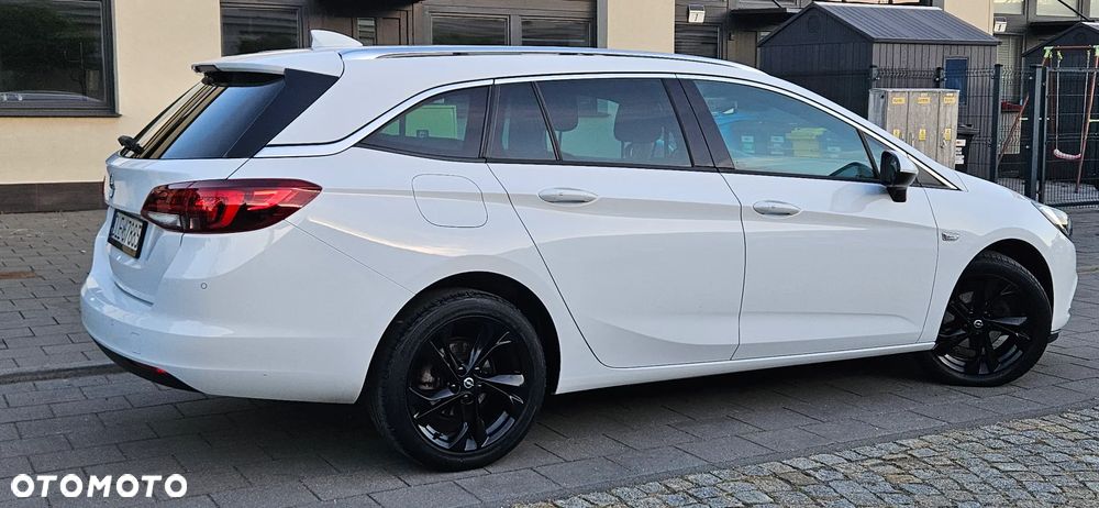 Opel Astra 1.6 D Start/Stop Dynamic - 27