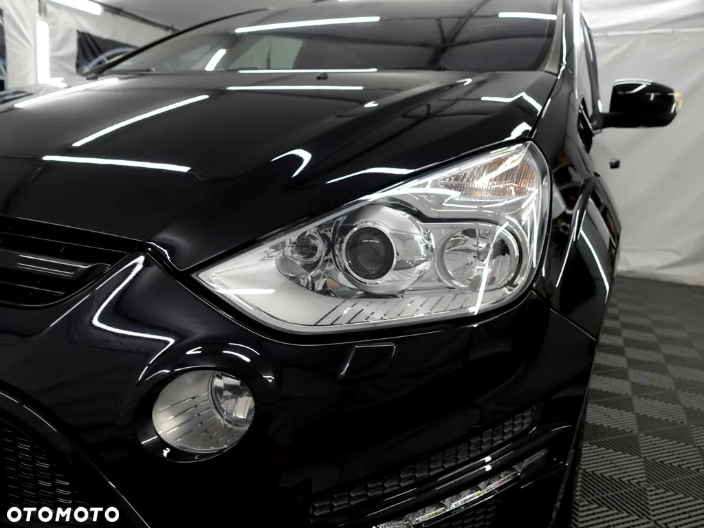 Ford S-Max - 29