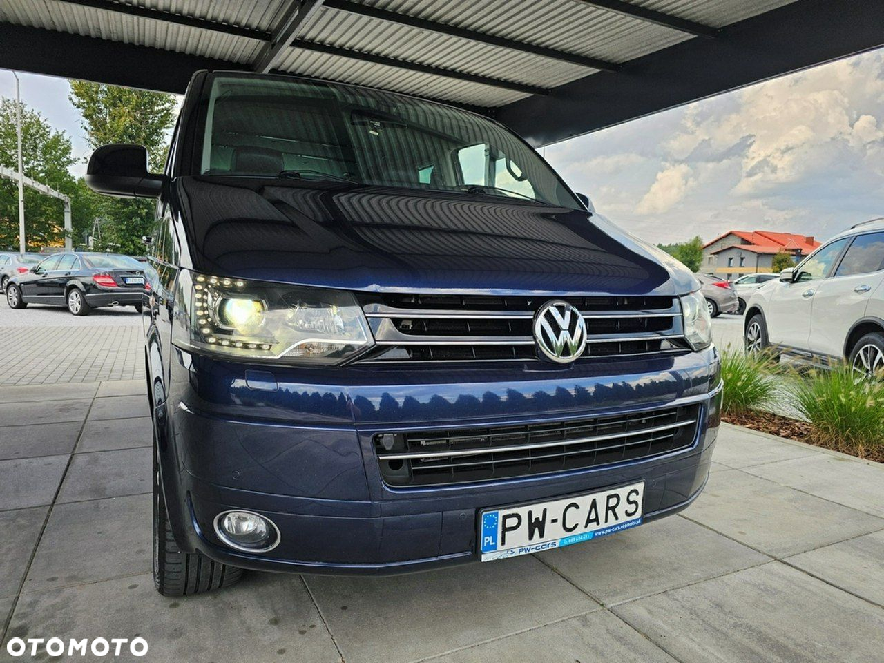 Volkswagen Multivan - 6