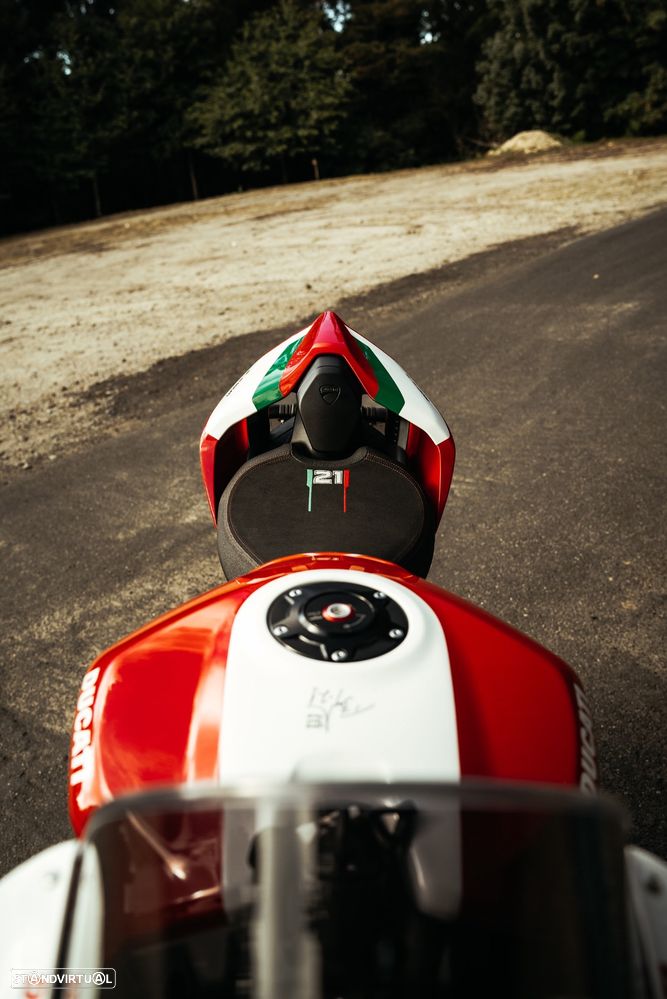 Ducati Panigale V2 Bayliss 20th Anniversary #59 - 26