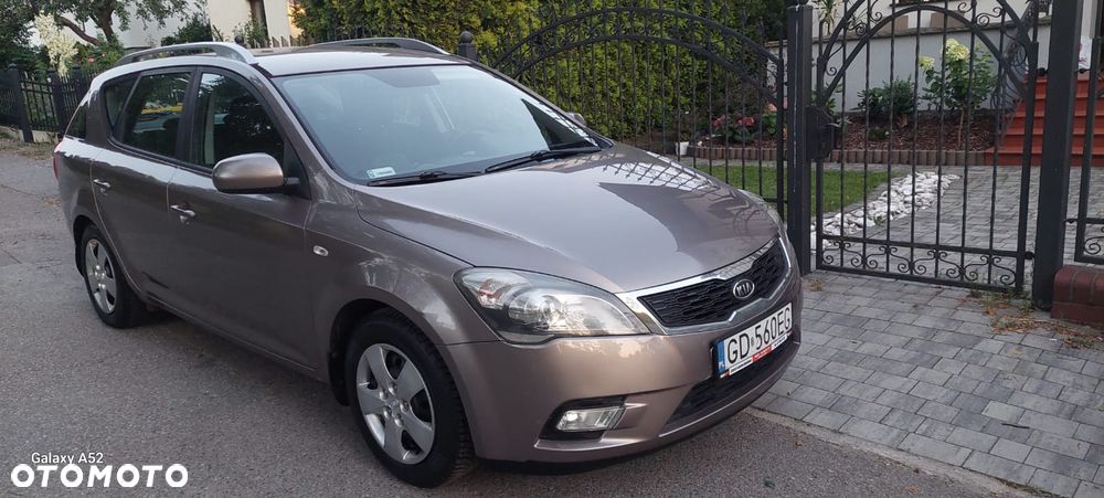 Kia Ceed 1.6 Comfort + - 1