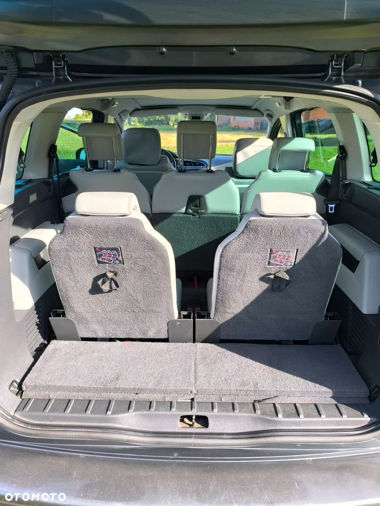 Peugeot 5008 2.0 HDi Active 7os - 9