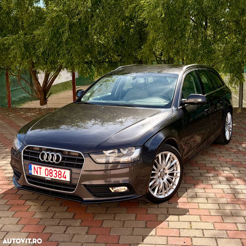 Audi A4 2.0 TDI ultra DPF Attraction - 2