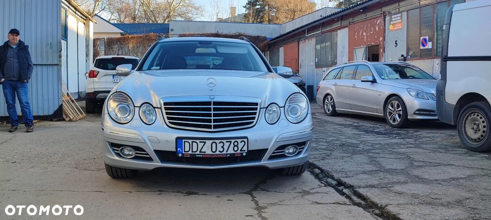 Mercedes-Benz Klasa E 320 CDI 4Matic Automatik Avantgarde DPF - 9