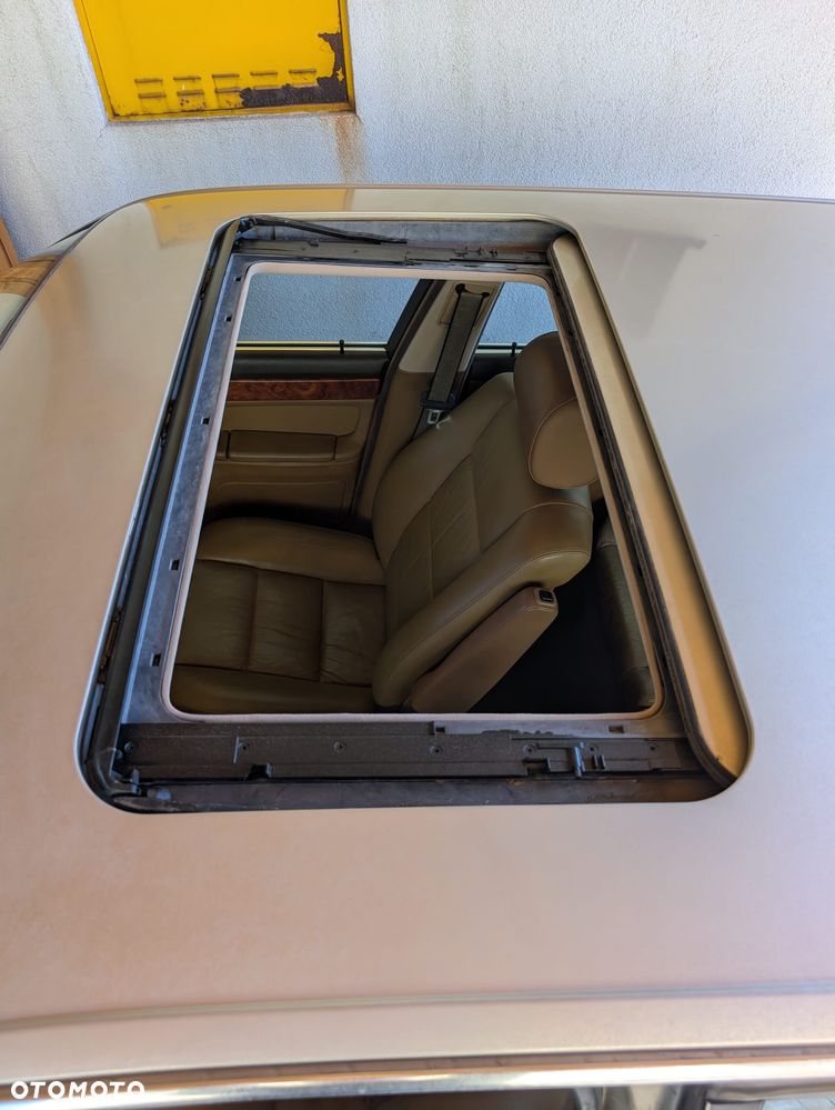 BMW Seria 7 750iL - 26