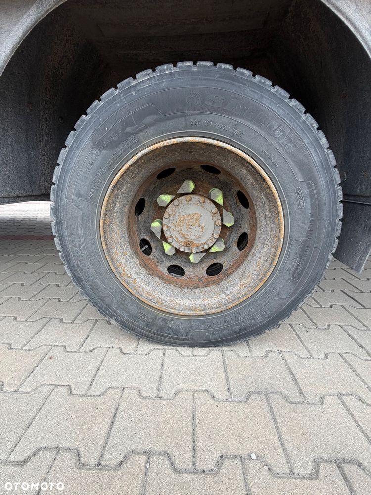 Renault Midlum - 10