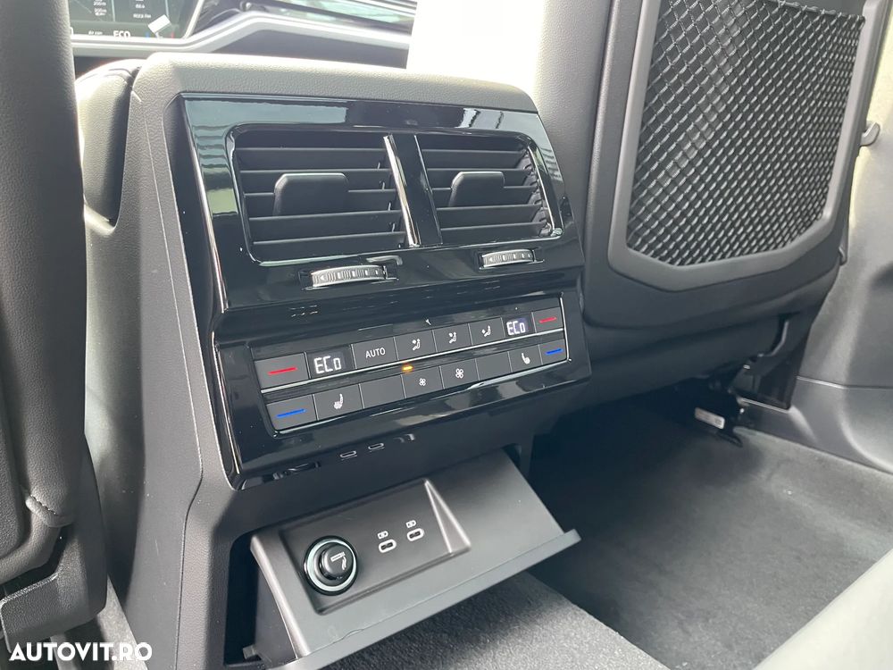 Volkswagen Touareg - 23