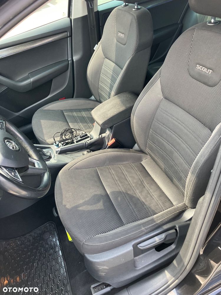 Skoda Octavia 2.0 TDI 4x4 DSG Scout - 7