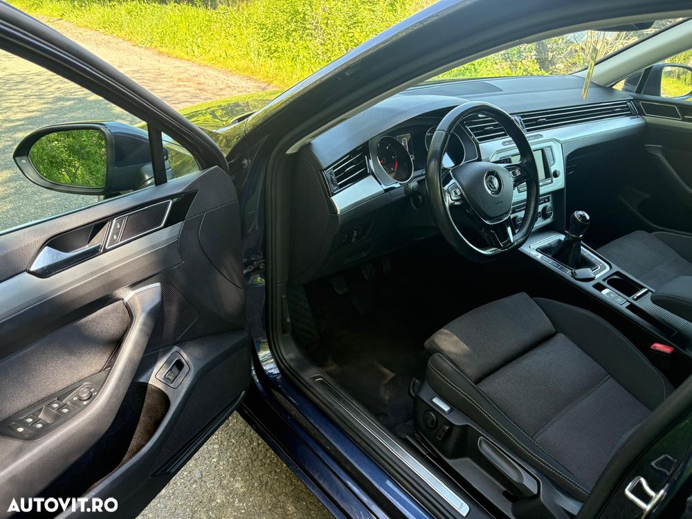 Volkswagen Passat 1.6 TDI (BlueMotion Technology) Comfortline - 13