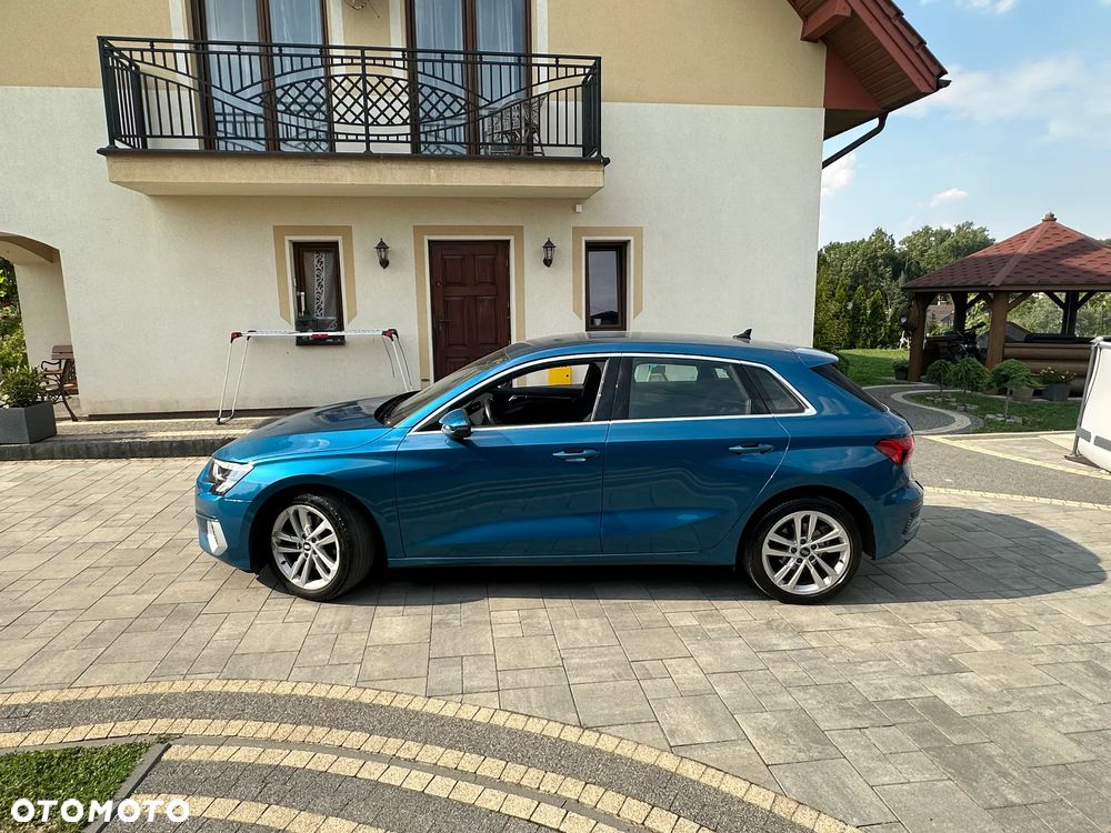 Audi A3 Sportback 35 TFSI cylinder on demand S tronic design - 5