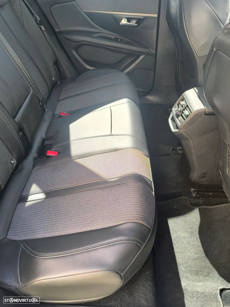 Peugeot 3008 - 9