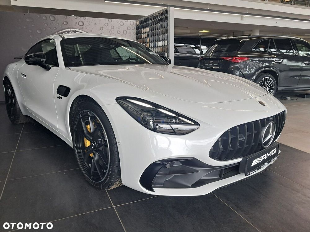 Mercedes-Benz AMG GT - 15