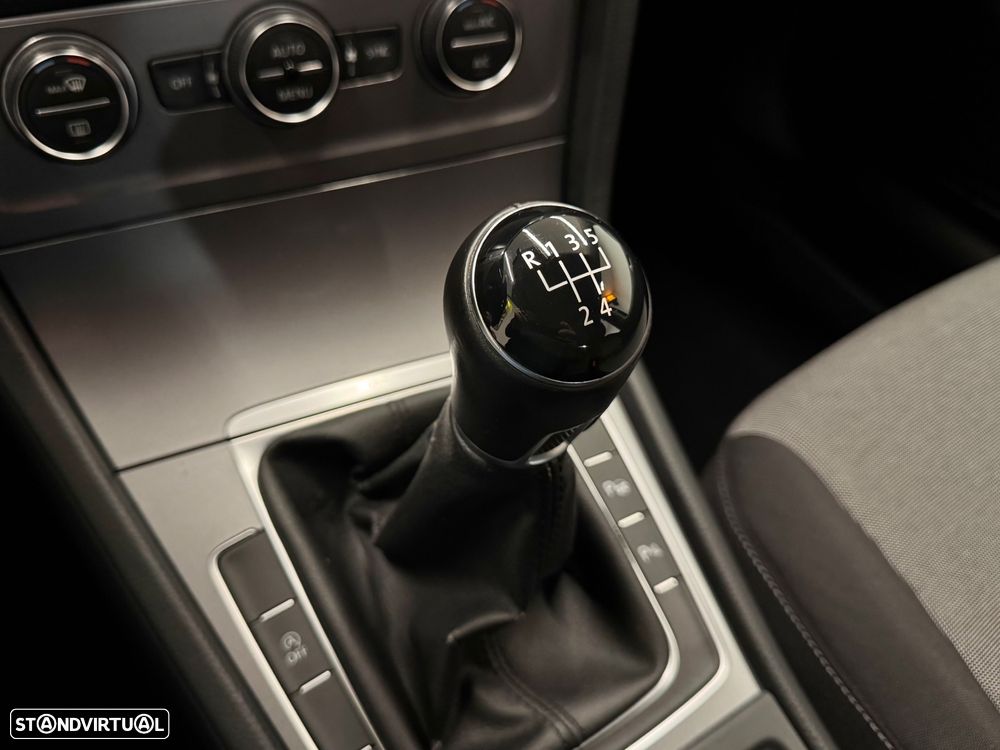 VW Golf 1.6 TDi GPS Edition - 13