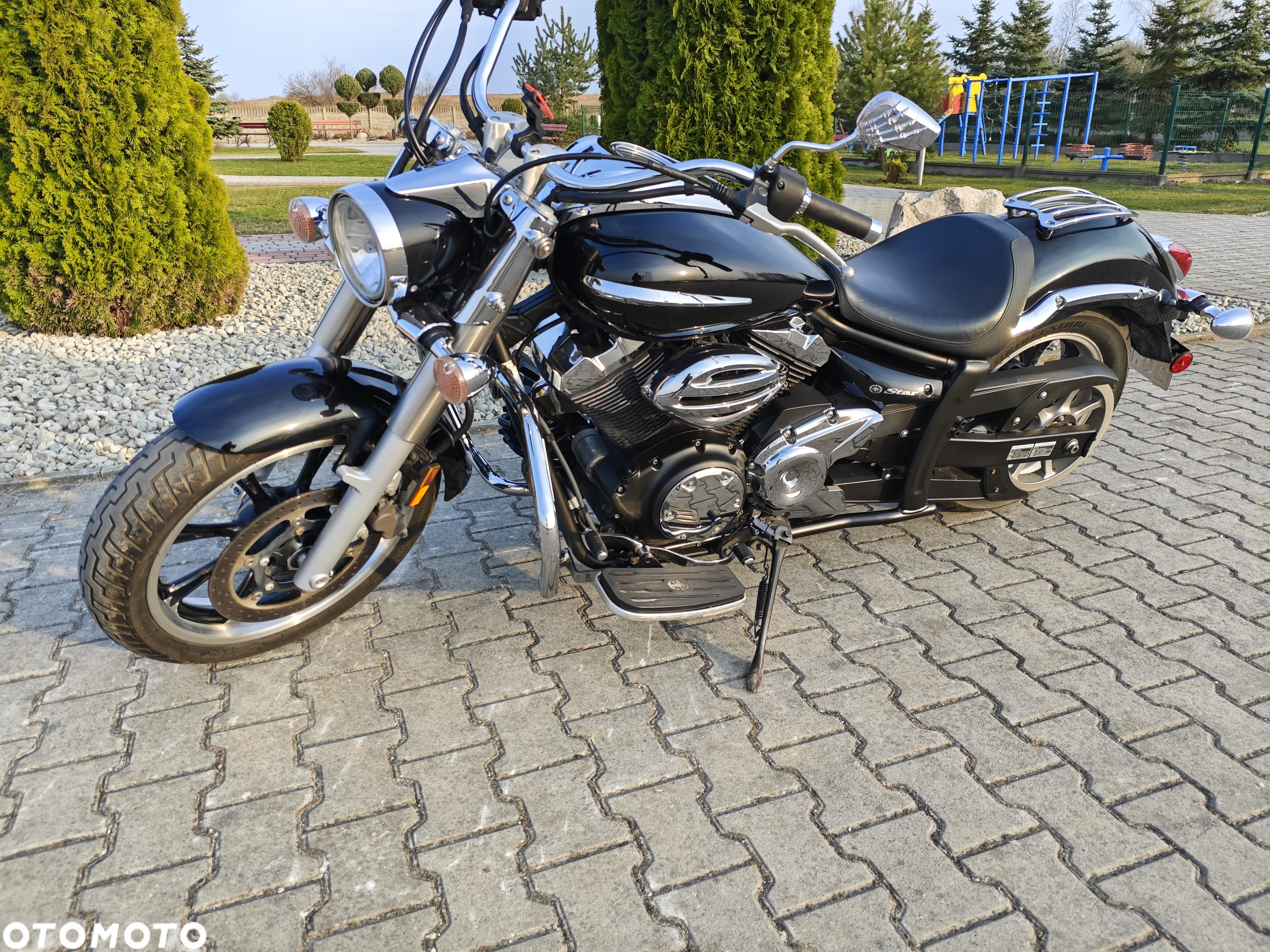 Yamaha XVS - 6