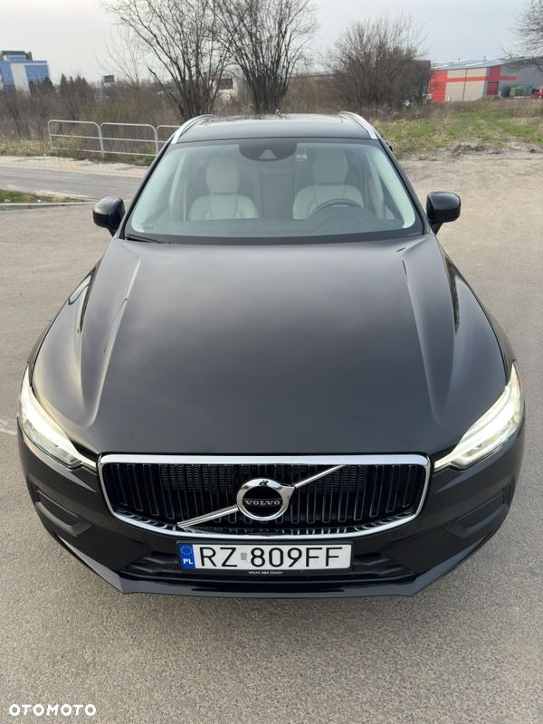 Volvo XC 60 T5 Momentum Pro - 15