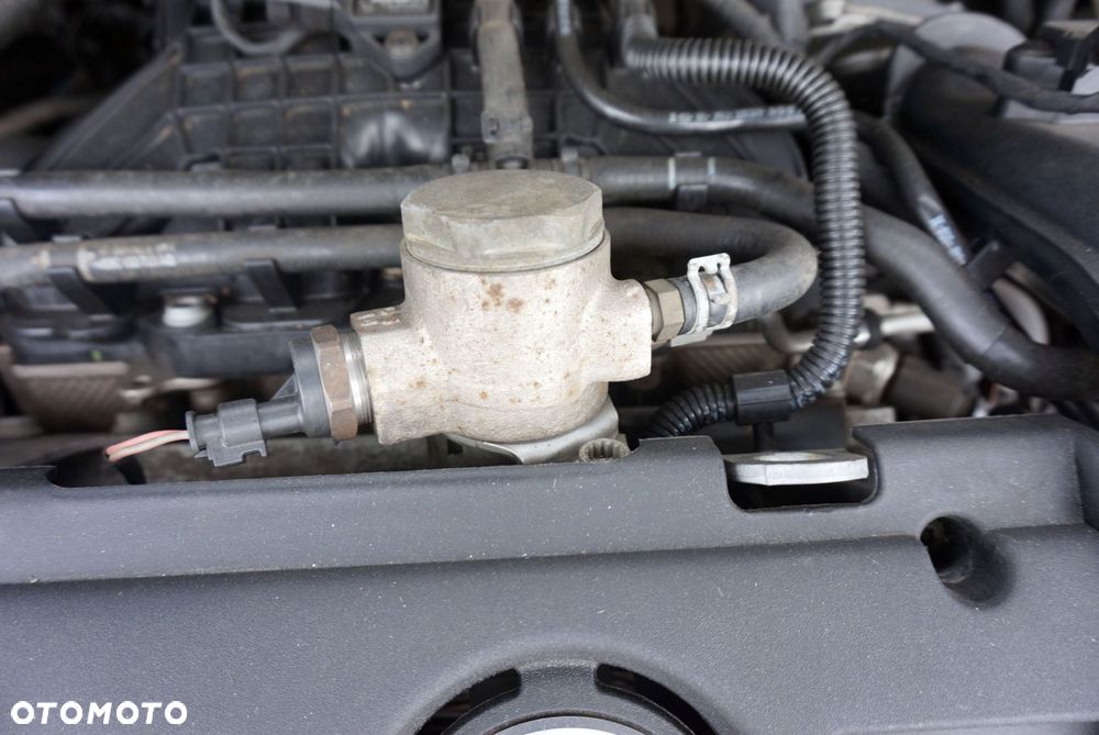 POMPA PALIWA GOLF V 1.4 TSI 03C127026C VOLKSWAGEN 2003-2009 - 1