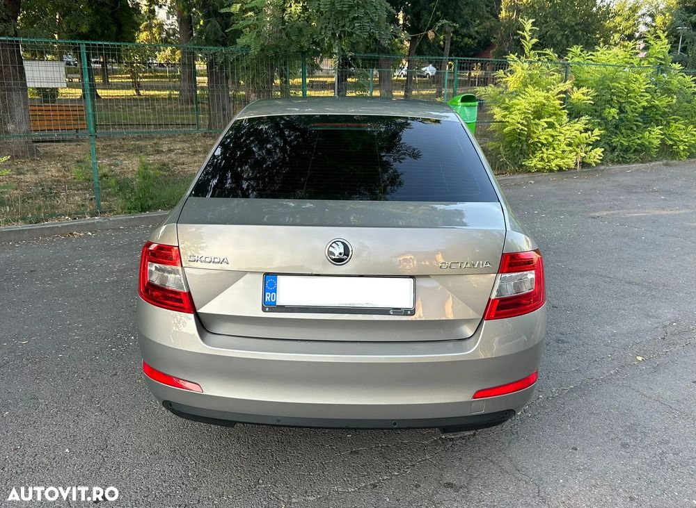 Skoda Octavia - 12