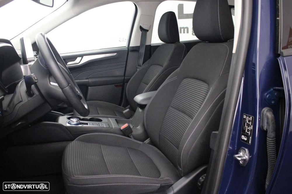 Ford Kuga 2.5 PHEV Titanium — fotografia 25
