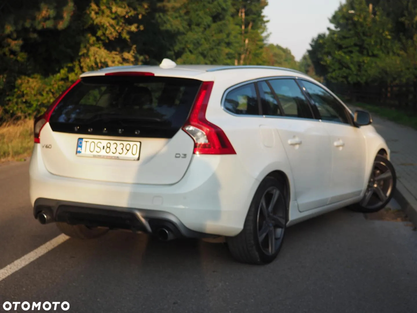 Volvo V60 D3 Geartronic R-Design - 4