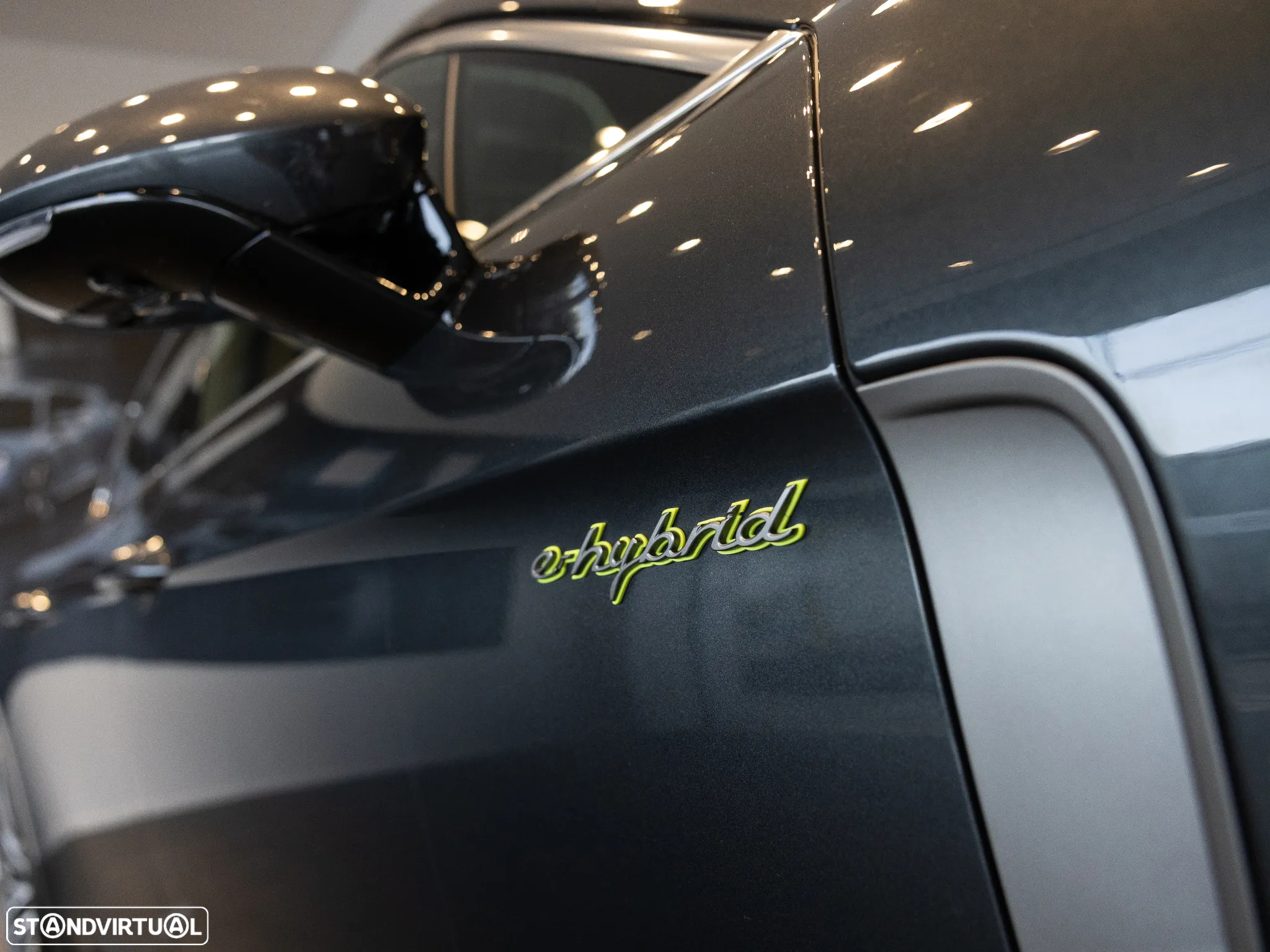 Porsche Panamera 4 E-Hybrid Platinum Edition - 15