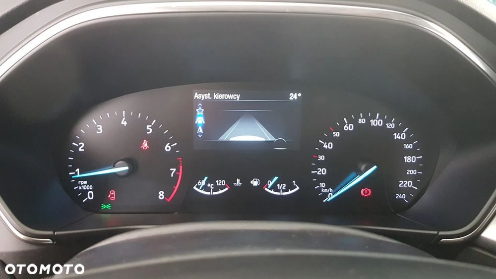 Ford Focus 1.0 EcoBoost mHEV Titanium - 17