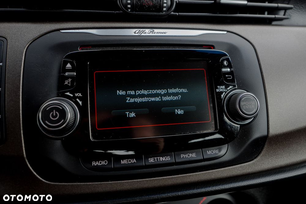 Alfa Romeo Giulietta 1.4 TB 16V Multiair Turismo - 24