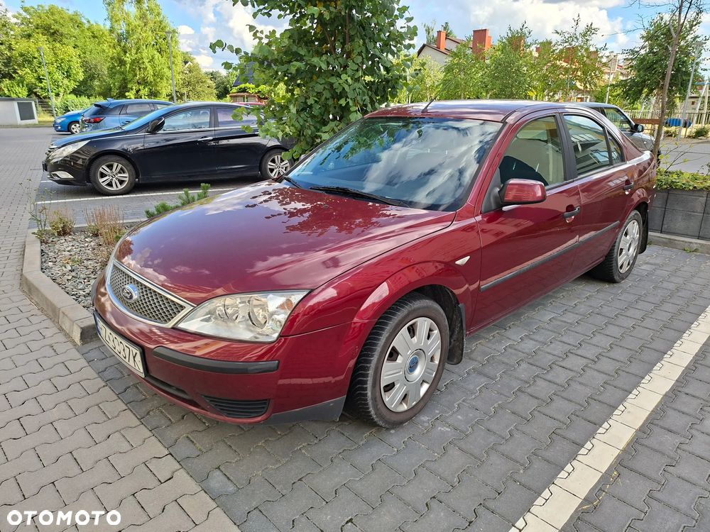 Ford Mondeo 1.8 Ambiente - 3