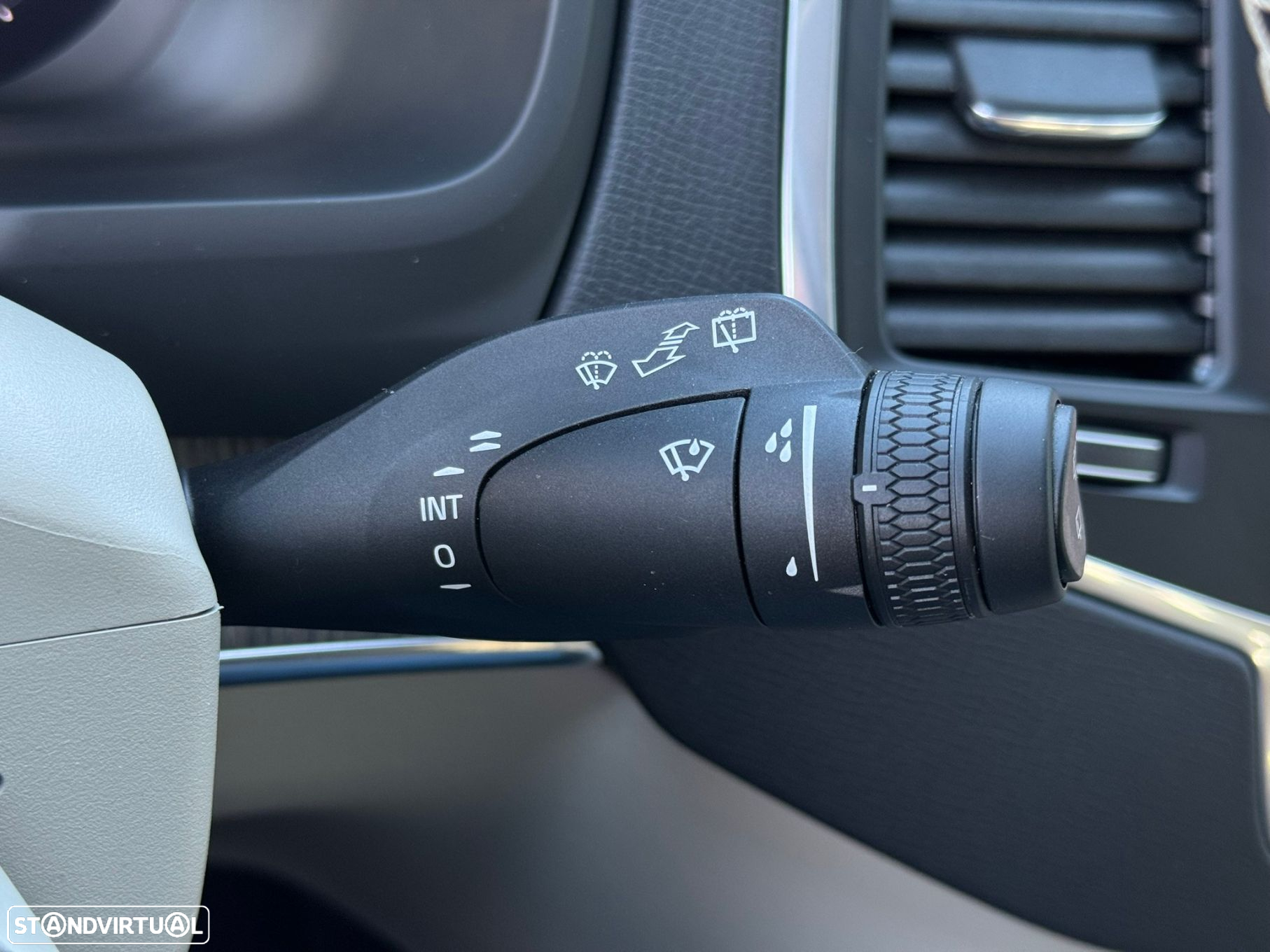 Volvo XC 90 2.0 T8 PHEV Core AWD - 36
