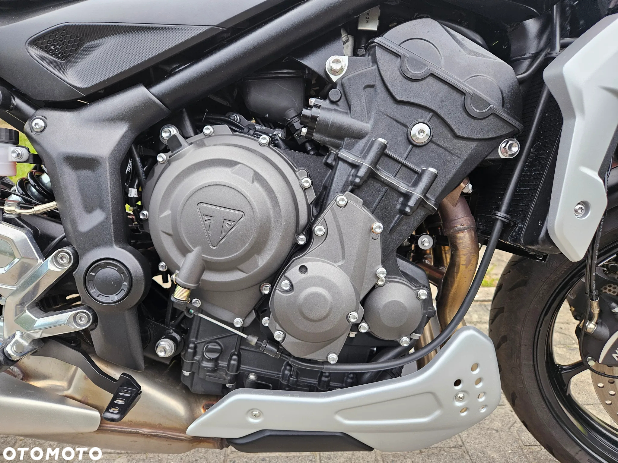 Triumph Trident - 20