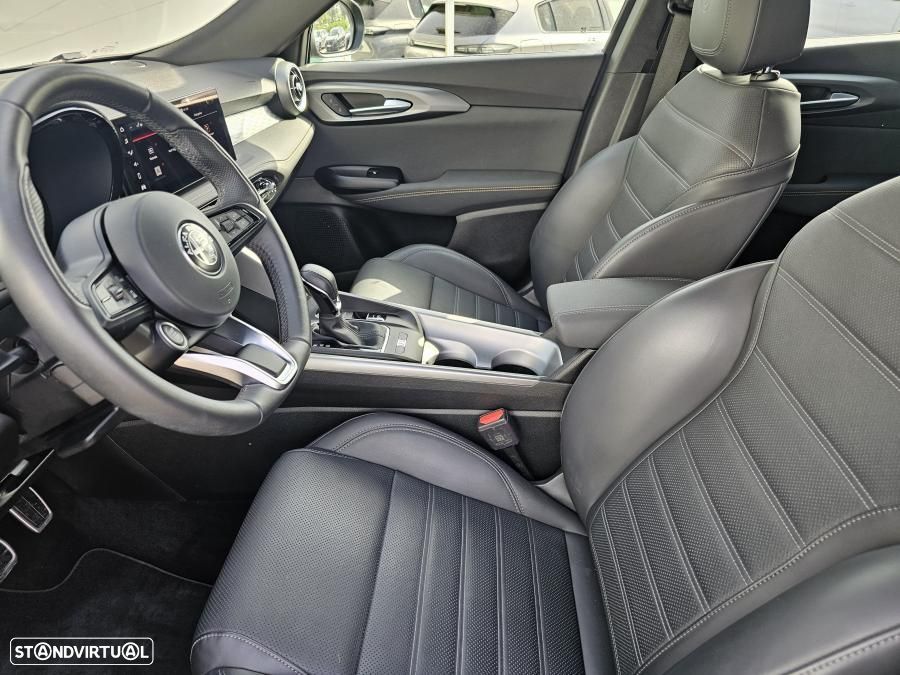 Alfa Romeo Tonale 1.5 Hybrid Sprint - 37