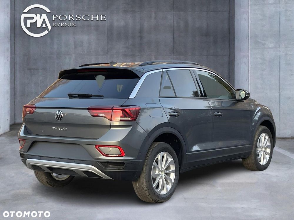 Volkswagen T-Roc - 7