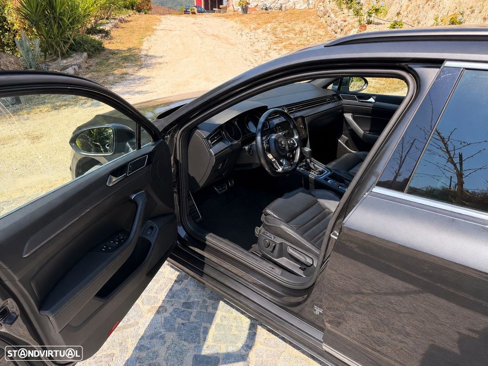 VW Passat 2.0 TDI R-Line DSG - 7