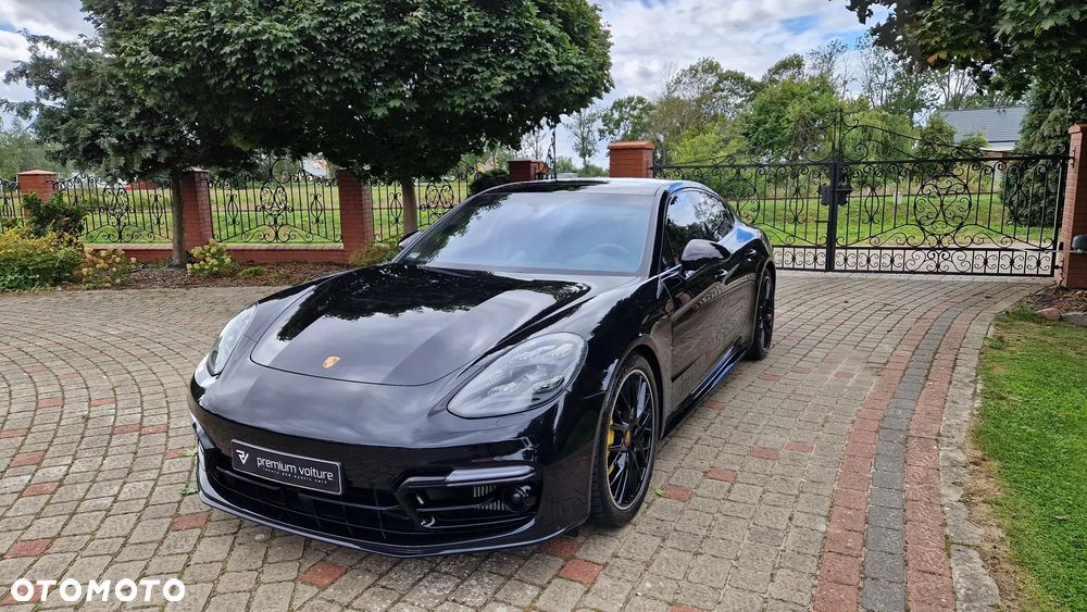 Porsche Panamera Turbo - 3