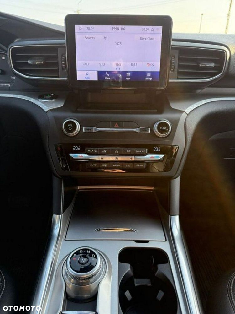 Ford Explorer - 35