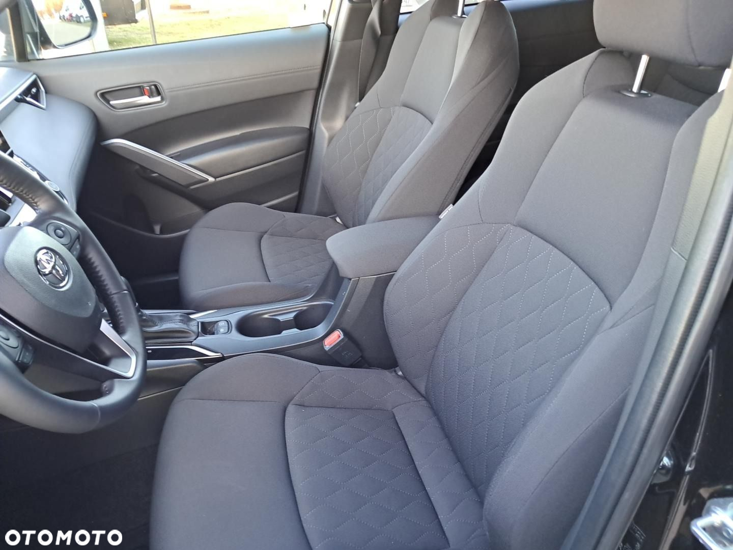 Toyota Corolla Cross 2.0 Hybrid Style - 10