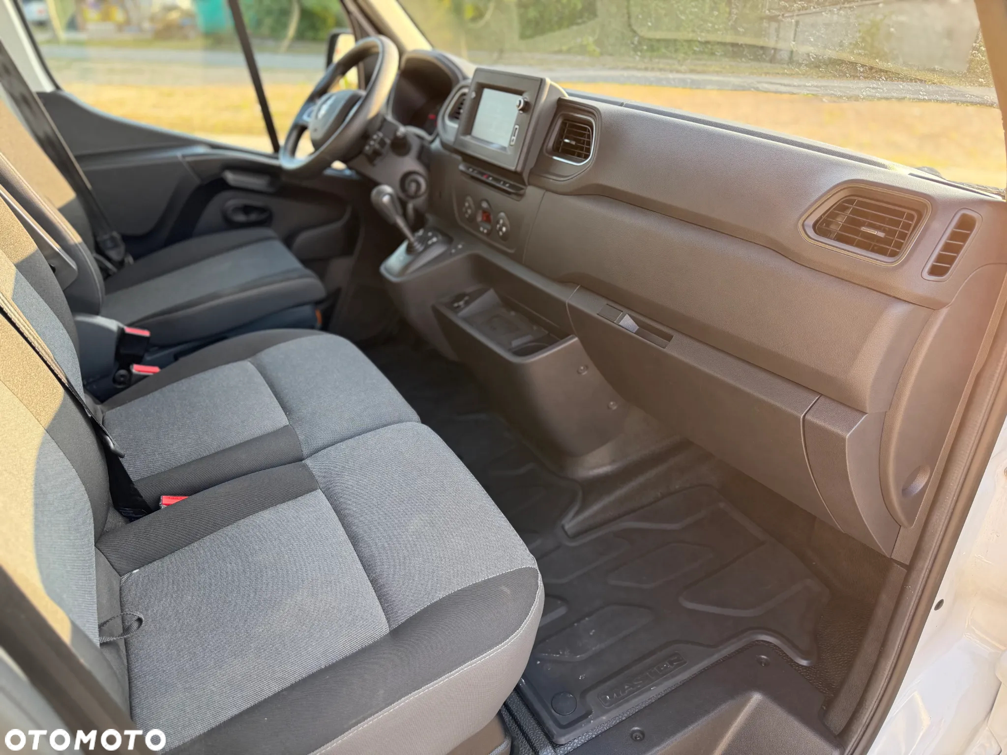 Renault Master III LIFT, 2,3DCI, 180KM, Automat, Led, L2H2. Grudzień 2019 - 8
