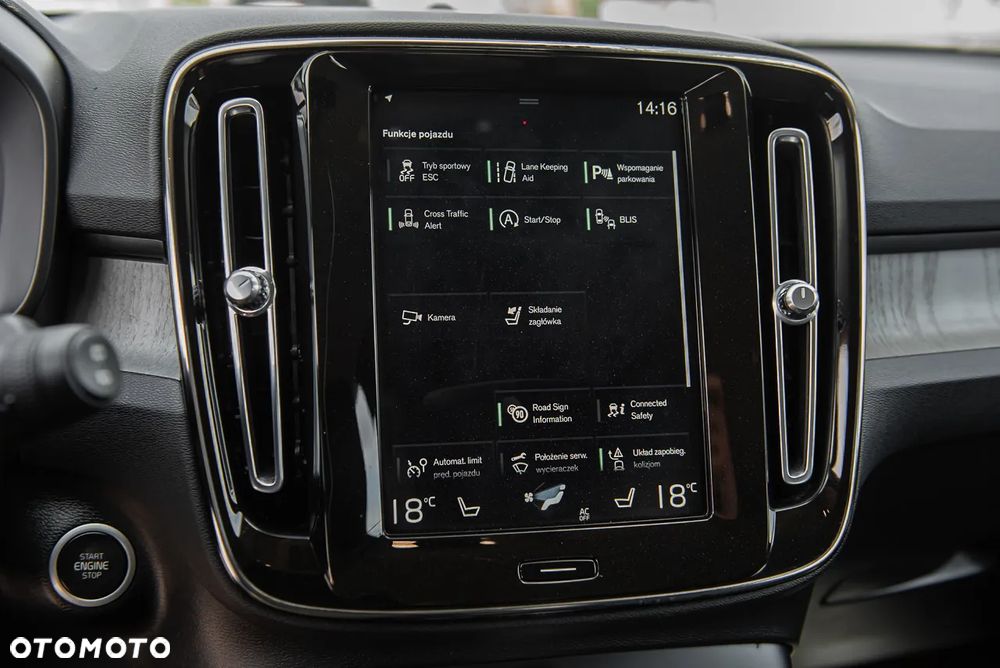 Volvo XC 40 B4 B AWD R-Design - 23