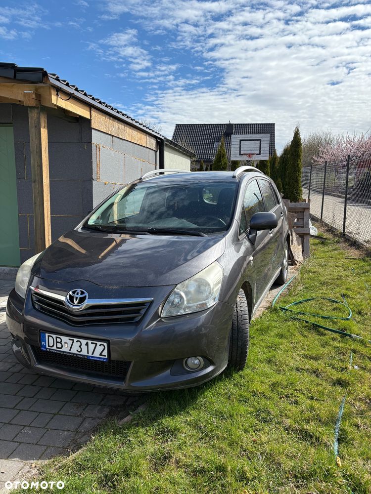 Toyota Verso 2.2 D-CAT Prestige 7os - 2