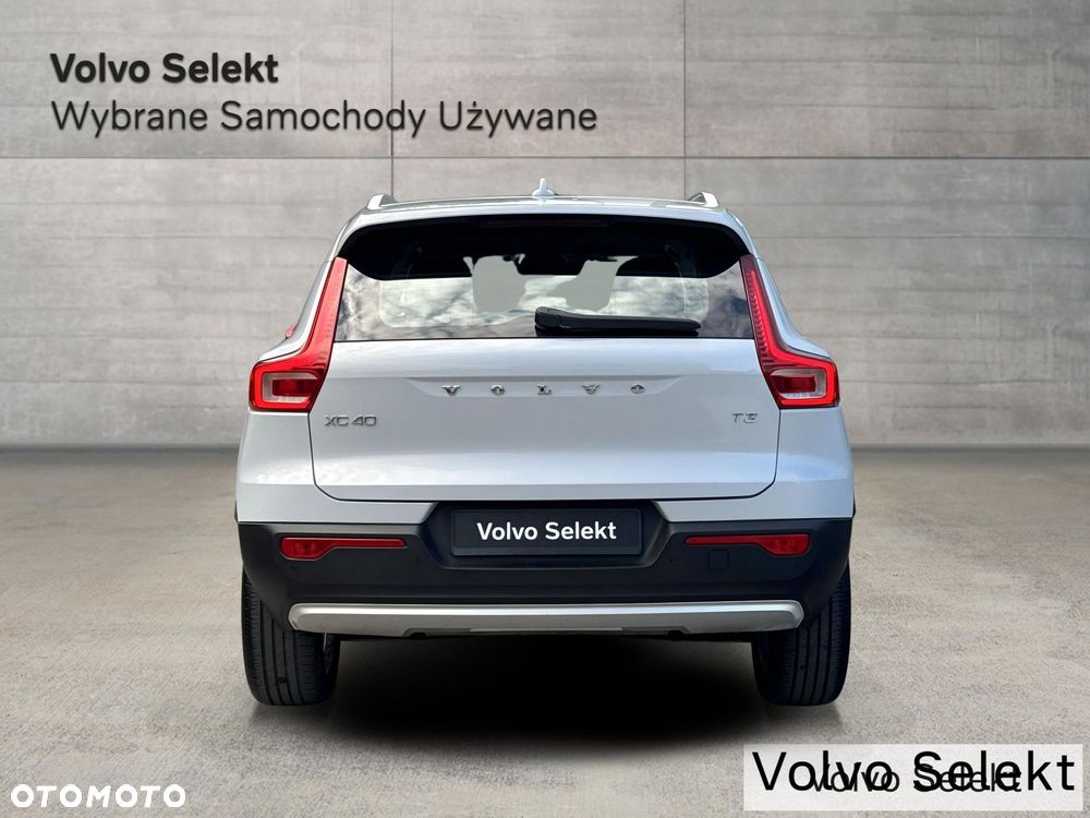 Volvo XC 40 - 5