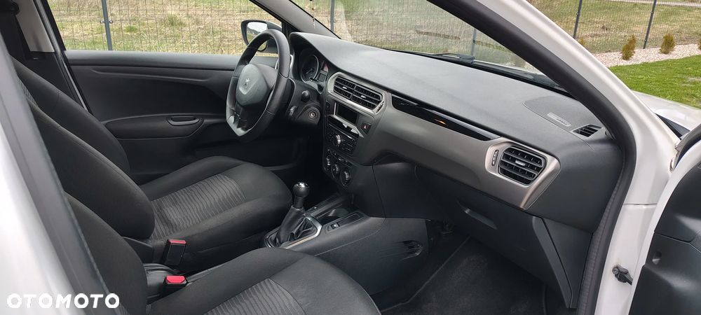Peugeot 301 - 9