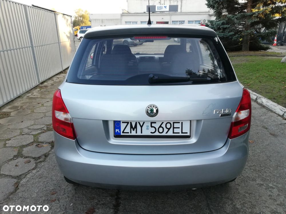 Skoda Fabia 1.2 HTP Active - 6