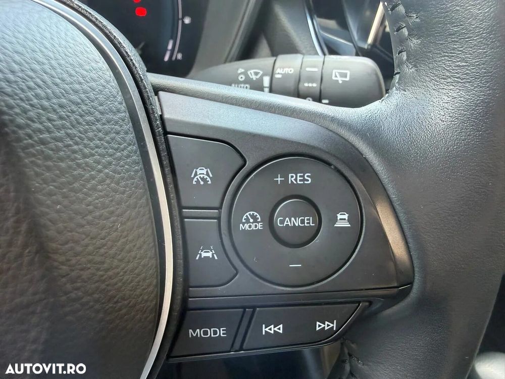 SUZUKI Swace 2023 — imagine 12