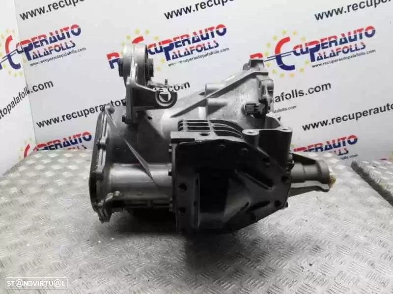 CAIXA VELOCIDADES CHRYSLER VOYAGER / GRAND VOYAGER III 1999 - 1