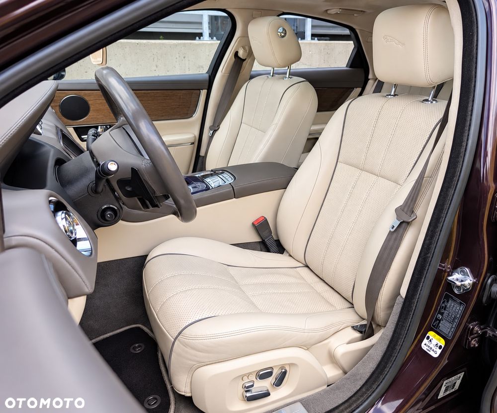 Jaguar XJ 3.0 D V6 Portfolio - 10