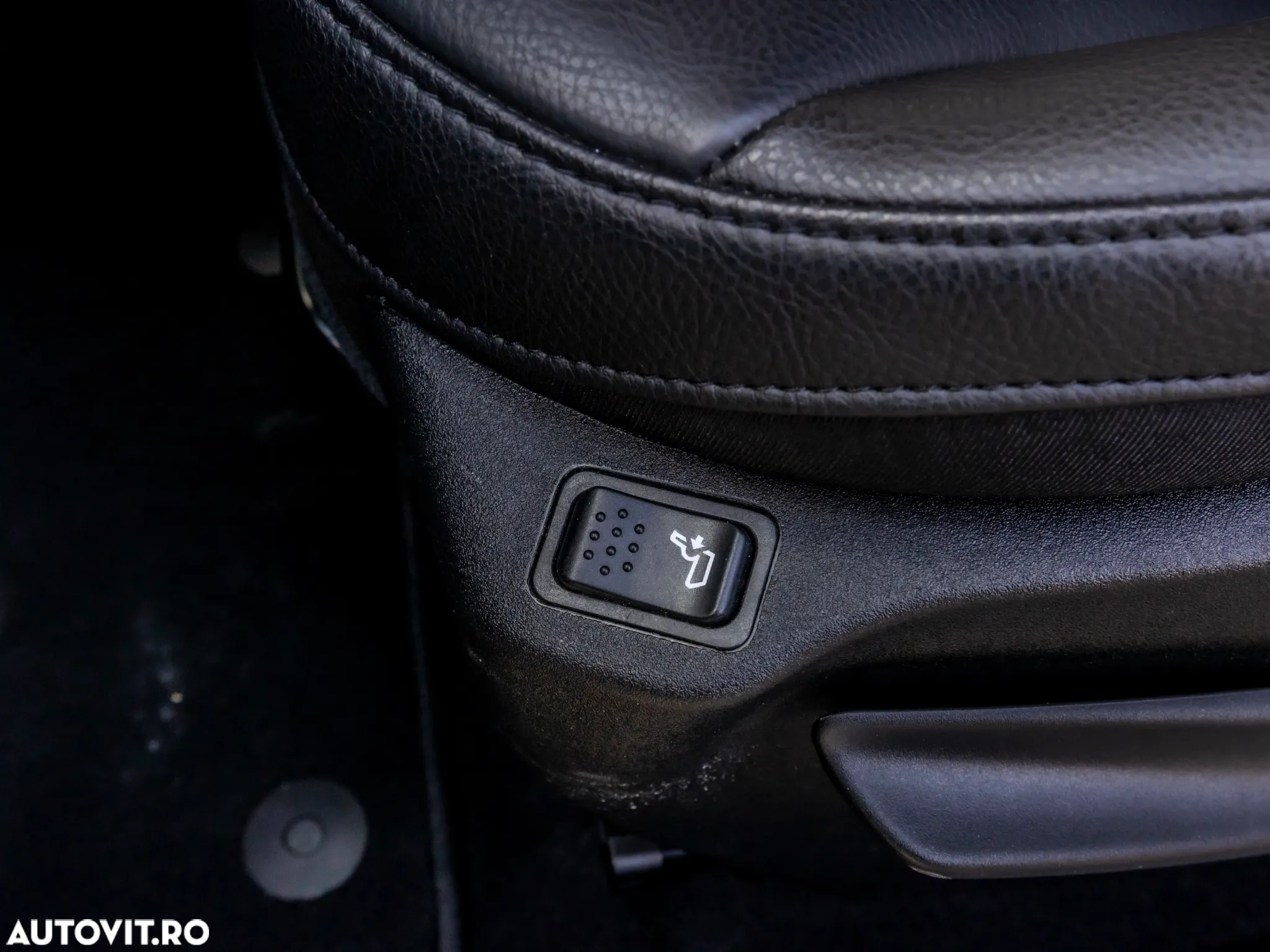 Jeep Compass 1.3 T-GDI 4xe PLUG-IN HYBRID Automatik S - 19